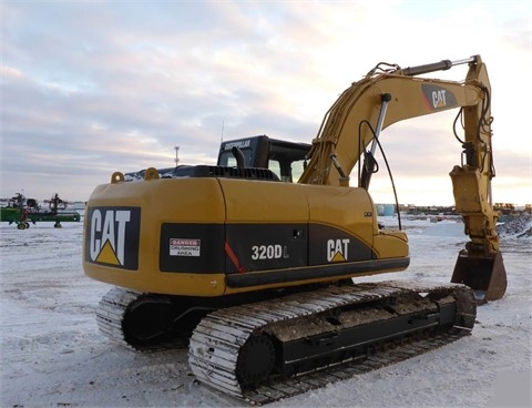 Excavadoras Hidraulicas Caterpillar 320DL seminueva en venta Ref.: 1449595013755352 No. 3