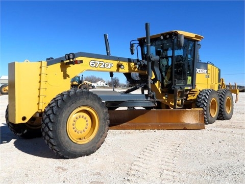 Motoconformadoras Deere 672G