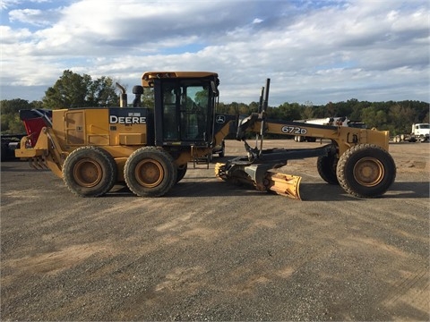 Motoconformadoras Deere 672D de medio uso en venta Ref.: 1452736252120165 No. 3