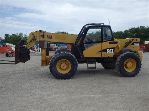 Telehandler Caterpillar TH560B