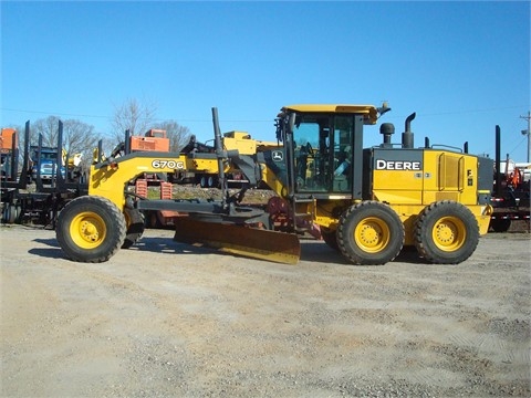 Motor Graders Deere 670G