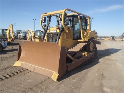 Dozers/tracks Caterpillar D6T