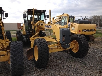 Motoconformadoras Komatsu GD555-3 usada a la venta Ref.: 1457549150305884 No. 2