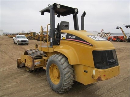 Compactadora Vibratoria Caterpillar CP-433E de segunda mano Ref.: 1458172793897214 No. 2