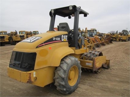 Compactadora Vibratoria Caterpillar CP-433E de segunda mano Ref.: 1458172793897214 No. 4