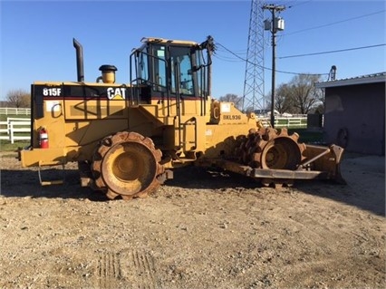 Compactadoras Suelos Y Rellenos Caterpillar 815F