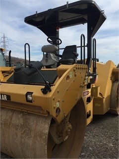 Vibratory Compactors Caterpillar CB54