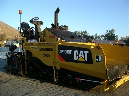 Pavimentadoras Caterpillar AP-1055E