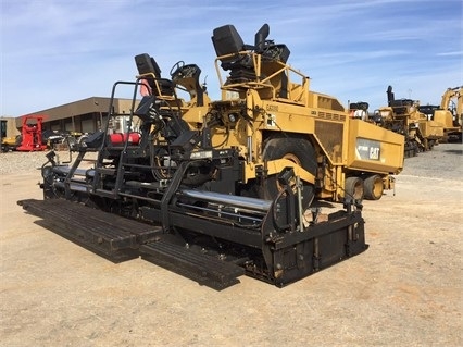 Pavers Caterpillar AP-1000D