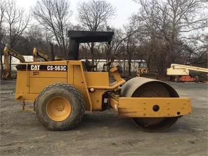 Compactadora Vibratoria Caterpillar CS-563C