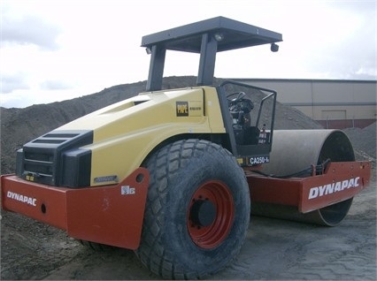 Compactadora Vibratoria Dynapac CA250D seminueva en venta Ref.: 1461686828055709 No. 3