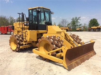 Compactadoras Suelos Y Rellenos Caterpillar 815F usada a la venta Ref.: 1462209089463296 No. 2