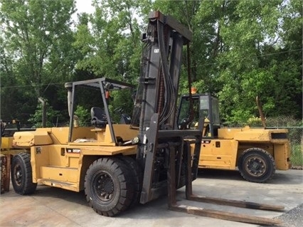 Freightelevator Caterpillar DP150