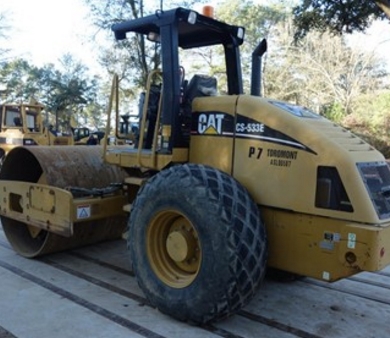 Compactadora Vibratoria Caterpillar CS-533E de segunda mano Ref.: 1462312927837414 No. 2