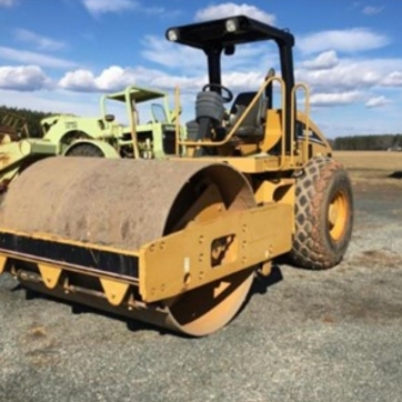 Compactadora Vibratoria Caterpillar CS-533E