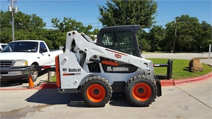 Minicargadores Bobcat S570 de medio uso en venta Ref.: 1462490161787515 No. 3