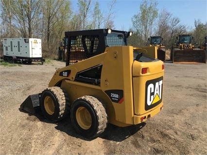 Minicargadores Caterpillar 236B seminueva en venta Ref.: 1463690537048488 No. 2