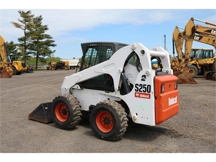 Minicargadores Bobcat S250 en venta, usada Ref.: 1463699735328448 No. 2