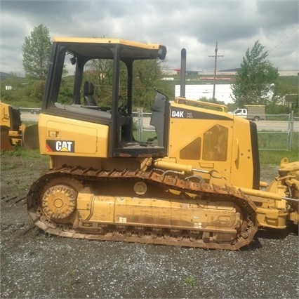 Dozers/tracks Caterpillar D4K