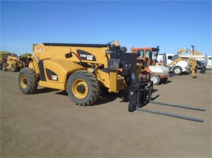 Telehandler Caterpillar TL1255