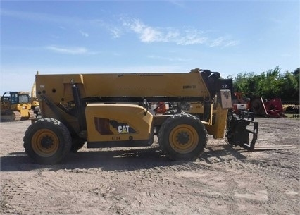 Manipulador Telescopico Caterpillar TL1255 de bajo costo Ref.: 1465581185490185 No. 2