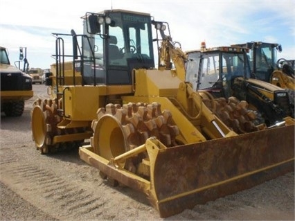 Compactadoras Suelos Y Rellenos Caterpillar 815F