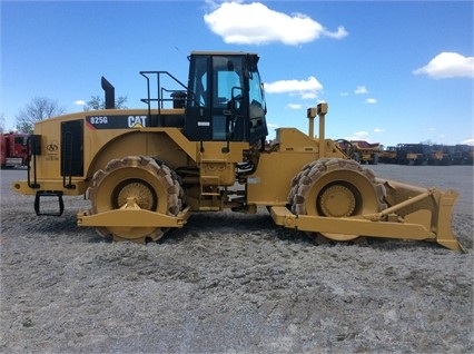 Compactadoras Suelos Y Rellenos Caterpillar 825G de bajo costo Ref.: 1466096111117380 No. 3