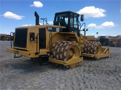 Compactadoras Suelos Y Rellenos Caterpillar 825G de bajo costo Ref.: 1466096111117380 No. 4