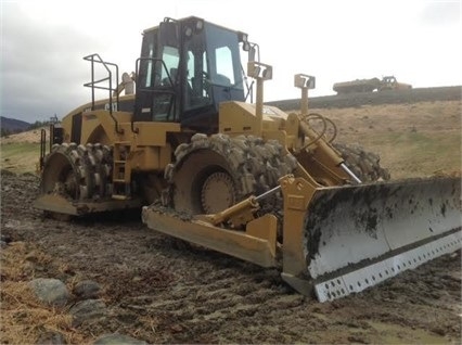 Compactadoras Suelos Y Rellenos Caterpillar 825G de medio uso en  Ref.: 1466097005453174 No. 2