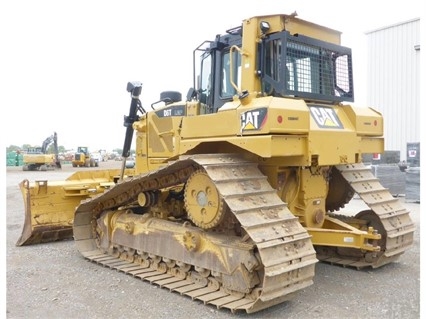 Tractores Sobre Orugas Caterpillar D6T de segunda mano en venta Ref.: 1467248649420061 No. 2