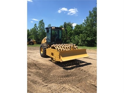 Compactadoras Suelos Y Rellenos Caterpillar CP56