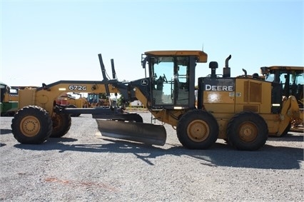 Motoconformadoras Deere 672G