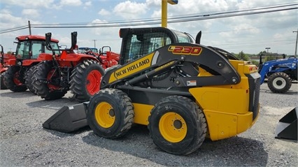 Minicargadores New Holland L230 importada a bajo costo Ref.: 1468259109705156 No. 2