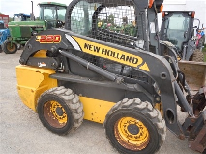 Minicargadores New Holland L220