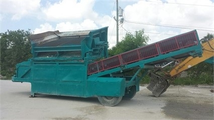 Cribas Powerscreen POWERTRACK 800 seminueva en perfecto estado Ref.: 1468943932169459 No. 2