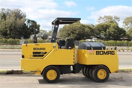 Compactadora Con Llantas Bomag BW11RH importada a bajo costo Ref.: 1469569430465480 No. 2