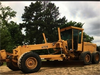 Motor Graders Deere 670B