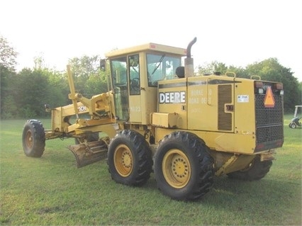 Motoconformadoras Deere 670CH usada a la venta Ref.: 1470066424971217 No. 2