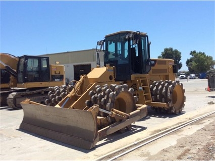 Compactadoras Suelos Y Rellenos Caterpillar 815F