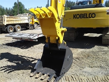 Excavadoras Hidraulicas Kobelco SK140SR de bajo costo Ref.: 1471037440880033 No. 3