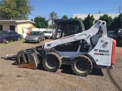 Minicargadores Bobcat S590