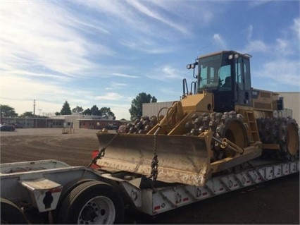 Compactadoras Suelos Y Rellenos Caterpillar 815F de segunda mano  Ref.: 1472496569876192 No. 4