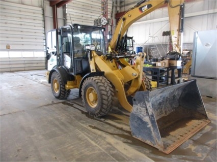 Cargadoras Sobre Ruedas Caterpillar 906H