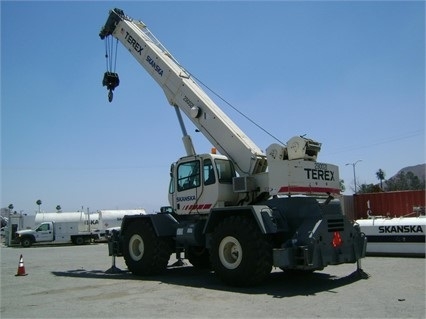 Gruas Terex RT665 seminueva en perfecto estado Ref.: 1473265645690742 No. 3