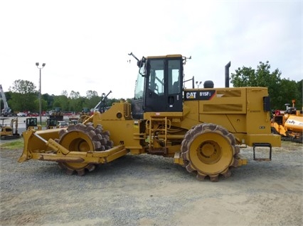 Compactadoras Suelos Y Rellenos Caterpillar 815F