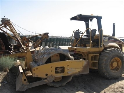 Compactadoras Suelos Y Rellenos Caterpillar CP-563