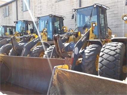 Wheel Loaders Deere 444J