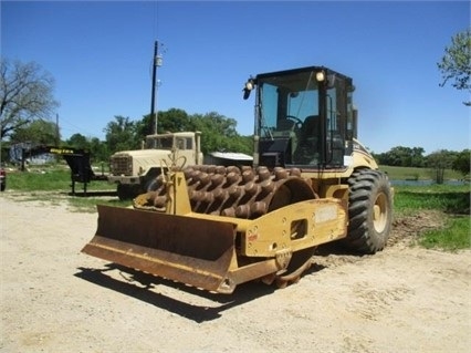 Compactadora Vibratoria Caterpillar CP-563E