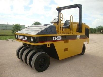 Compactors Tires Asphalt Caterpillar PS-200B