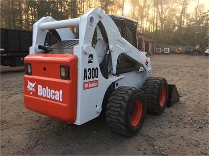 Minicargadores Bobcat A300 usada a buen precio Ref.: 1476914208136300 No. 2